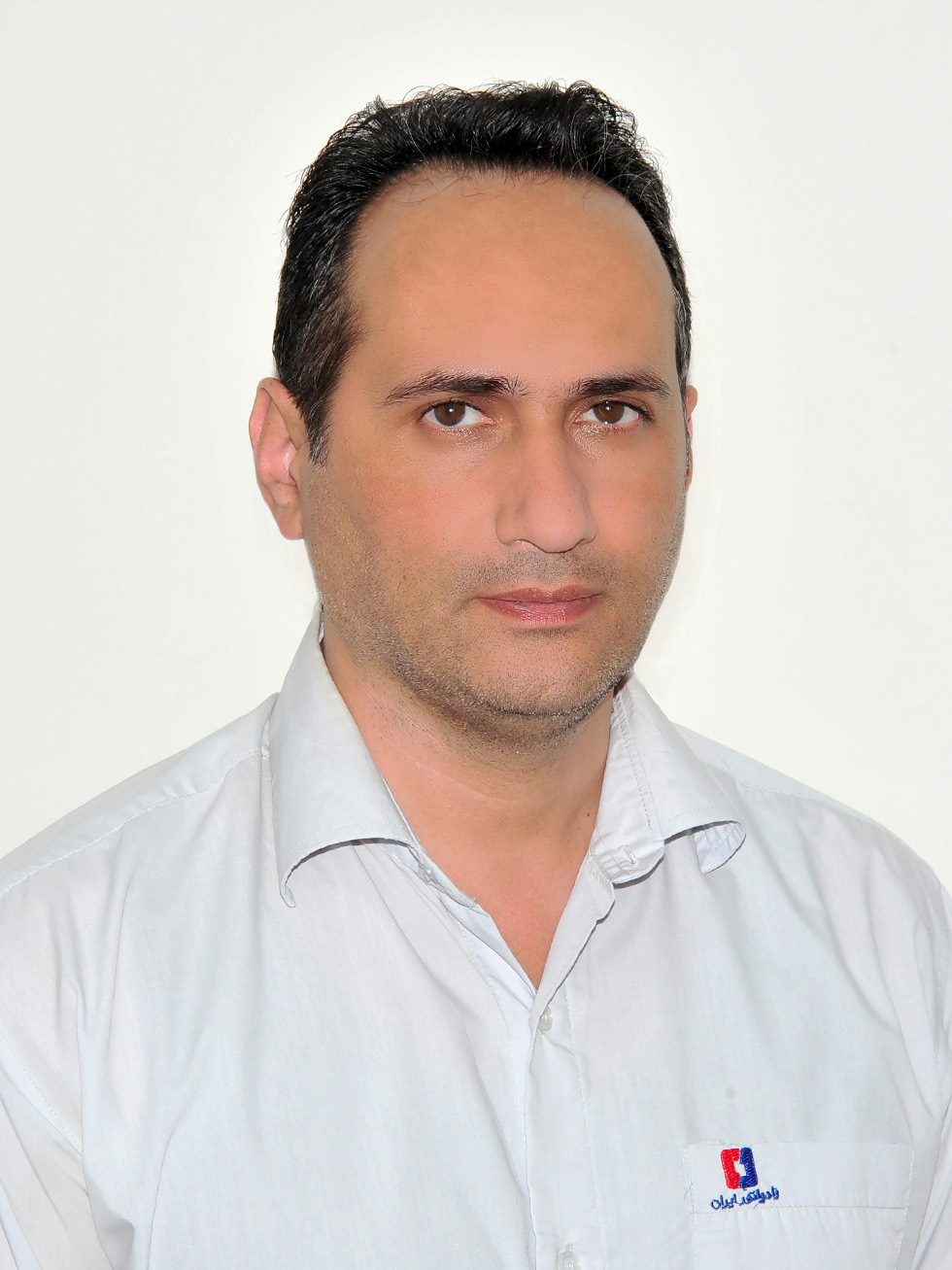 آرش خیرخواه