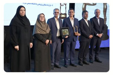 کسب عنوان واحد نمونه استاندارد استان تهران توسط شرکت رادیاتور ایران